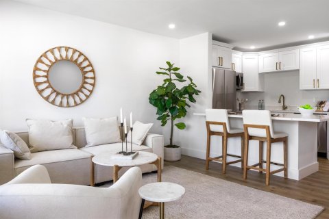 Condo in Boynton Beach, Florida, 1 bedroom № 2250534 - photo 2