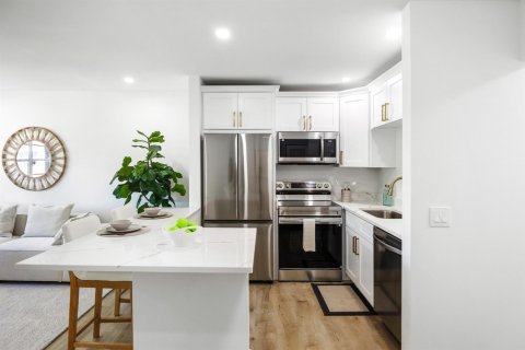 Condo in Boynton Beach, Florida, 1 bedroom № 2250534 - photo 7