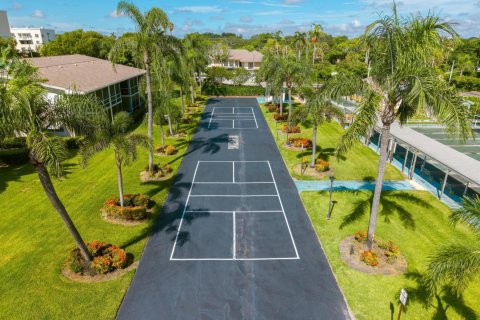 Condo in Boynton Beach, Florida, 1 bedroom № 2250534 - photo 29