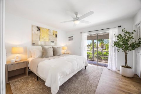 Condo in Boynton Beach, Florida, 1 bedroom № 2250534 - photo 13