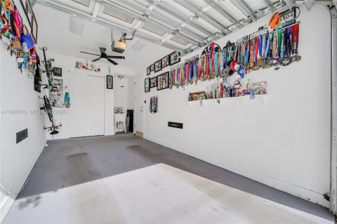 Купить таунхаус в Майами, Флорида 3 спальни, 214.79м2, № 2049094 - фото 19