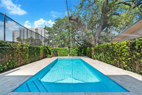 Купить таунхаус в Майами, Флорида 3 спальни, 214.79м2, № 2049094 - фото 3