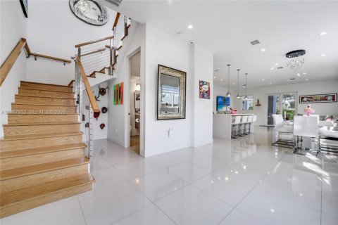 Купить таунхаус в Майами, Флорида 3 спальни, 214.79м2, № 2049094 - фото 4