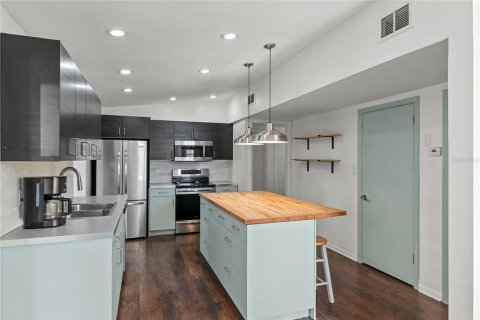 Casa en alquiler en Tampa, Florida, 3 dormitorios, 137.03 m2 № 1826625 - foto 19