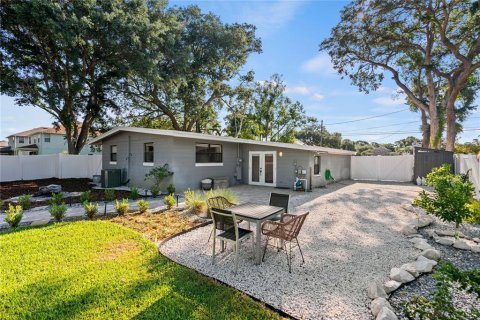 Casa en alquiler en Tampa, Florida, 3 dormitorios, 137.03 m2 № 1826625 - foto 9