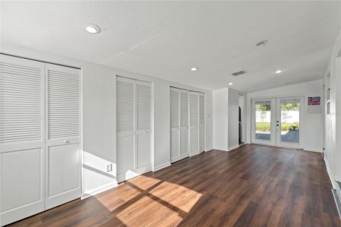 Casa en alquiler en Tampa, Florida, 3 dormitorios, 137.03 m2 № 1826625 - foto 17