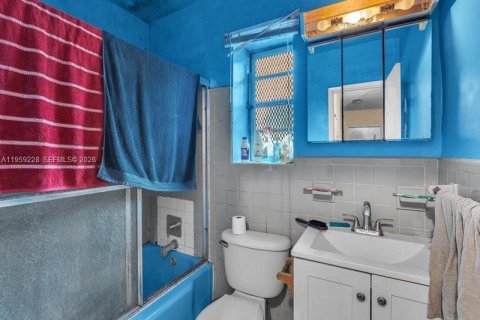 Купить виллу или дом в Майами, Флорида 4 спальни, 198.81м2, № 2026607 - фото 12