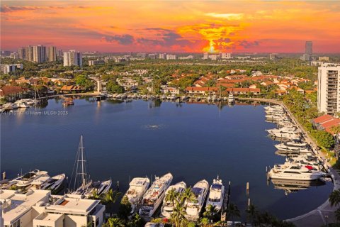 Copropriété à vendre à Aventura, Floride: 2 chambres, 139.82 m2 № 1960791 - photo 13