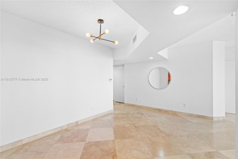 Copropriété à vendre à Aventura, Floride: 2 chambres, 139.82 m2 № 1960791 - photo 26