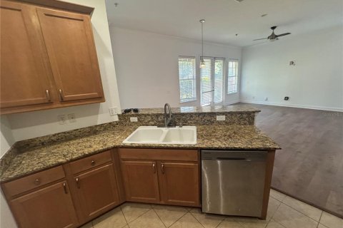 Adosado en alquiler en Tampa, Florida, 3 dormitorios, 162.49 m2 № 2097244 - foto 8