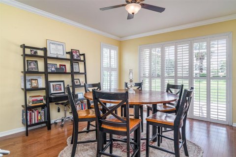 House in Fish Hawk, Florida 3 bedrooms, 159.79 sq.m. № 1807969 - photo 11