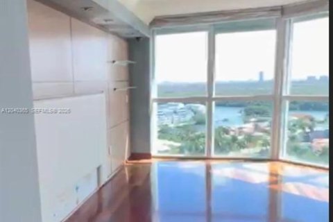 Condo in Sunny Isles Beach, Florida, 3 bedrooms  № 2087300 - photo 13