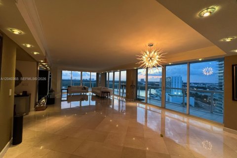 Condo in Sunny Isles Beach, Florida, 3 bedrooms  № 2087300 - photo 5