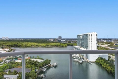 Condo in Sunny Isles Beach, Florida, 3 bedrooms  № 2087300 - photo 28