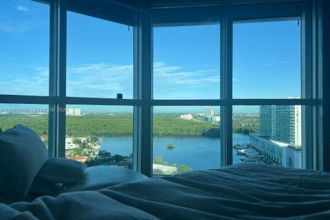 Condo in Sunny Isles Beach, Florida, 3 bedrooms  № 2087300 - photo 25