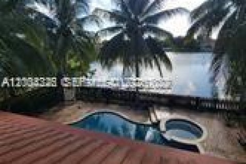 Villa ou maison à vendre à Homestead, Floride: 3 chambres, 241.82 m2 № 2068702 - photo 3