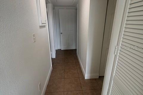 House in Tampa, Florida 3 bedrooms, 136.01 sq.m. № 2391351 - photo 7