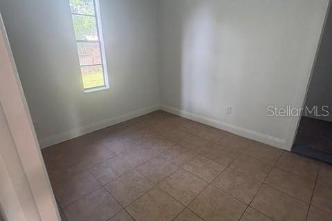 House in Tampa, Florida 3 bedrooms, 136.01 sq.m. № 2391351 - photo 11