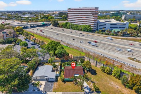 House in Oakland Park, Florida 3 bedrooms, 142.05 sq.m. № 2041455 - photo 19