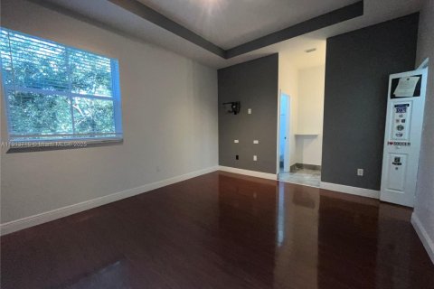 Touwnhouse à louer à Miramar, Floride: 3 chambres, 139.82 m2 № 1968930 - photo 20