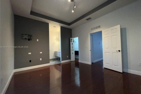 Touwnhouse à louer à Miramar, Floride: 3 chambres, 139.82 m2 № 1968930 - photo 22