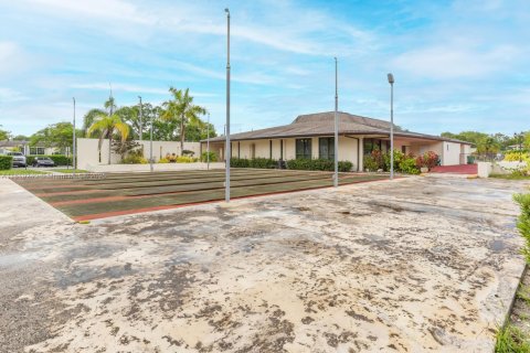Condo in Miami, Florida, 2 bedrooms  № 1787011 - photo 16
