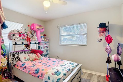 Immobilier commercial à vendre à Lake Wales, Floride: 4 chambres, 194.72 m2 № 2198151 - photo 29