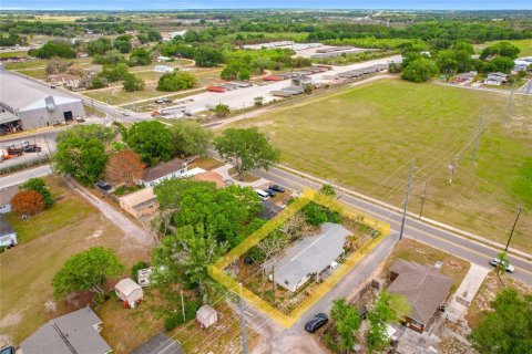Immobilier commercial à vendre à Lake Wales, Floride: 4 chambres, 194.72 m2 № 2198151 - photo 2