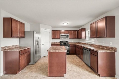 Casa en venta en Spring Hill, Florida, 4 dormitorios, 226.96 m2 № 2202164 - foto 8