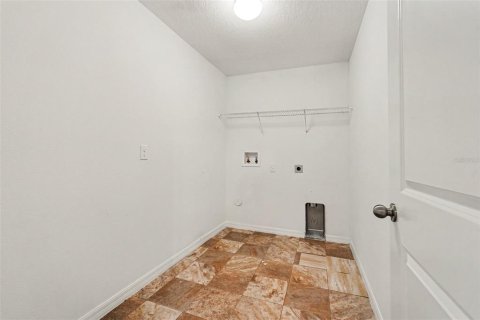 Casa en venta en Spring Hill, Florida, 4 dormitorios, 226.96 m2 № 2202164 - foto 24