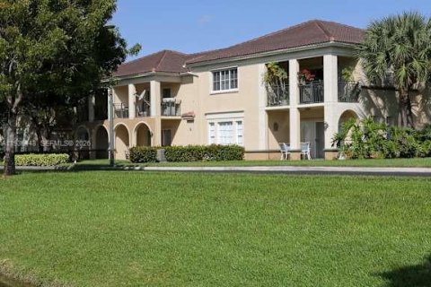 Снять в аренду кондоминиум в Мирамар, Флорида 3 спальни, 134.71м2, № 1995138 - фото 3