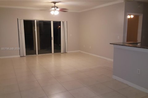 Снять в аренду кондоминиум в Мирамар, Флорида 3 спальни, 134.71м2, № 1995138 - фото 7