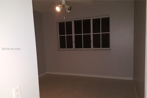 Снять в аренду кондоминиум в Мирамар, Флорида 3 спальни, 134.71м2, № 1995138 - фото 10