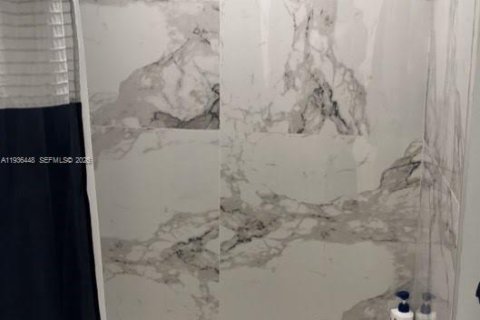 Снять в аренду кондоминиум в Мирамар, Флорида 3 спальни, 134.71м2, № 1995138 - фото 11