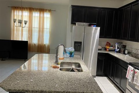 Casa en alquiler en Kissimmee, Florida, 4 dormitorios, 165.74 m2 № 1564476 - foto 4