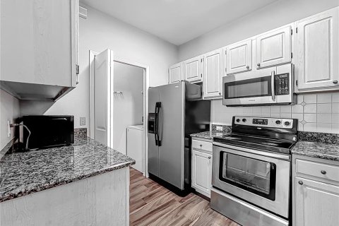 Condominio en venta en Orlando, Florida, 4 dormitorios, 121.98 m2 № 1602140 - foto 24