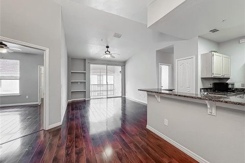 Condominio en venta en Orlando, Florida, 4 dormitorios, 121.98 m2 № 1602140 - foto 20