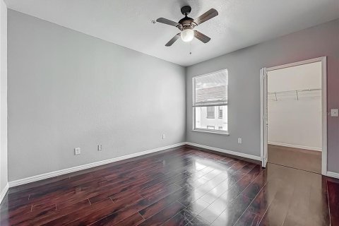 Condominio en venta en Orlando, Florida, 4 dormitorios, 121.98 m2 № 1602140 - foto 16