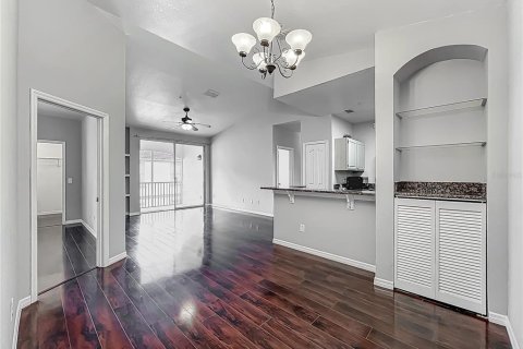 Condominio en venta en Orlando, Florida, 4 dormitorios, 121.98 m2 № 1602140 - foto 8
