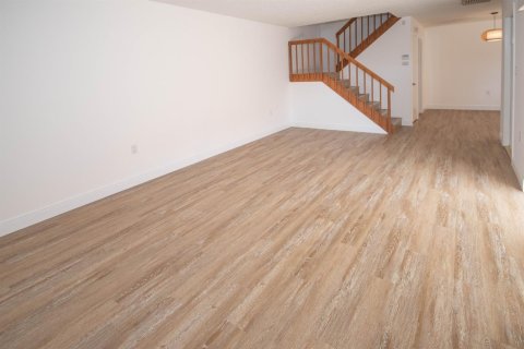 Touwnhouse à louer à Palm Beach Gardens, Floride: 2 chambres, 114.83 m2 № 2431265 - photo 11
