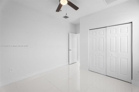 House in Port St. Lucie, Florida 3 bedrooms № 1809265 - photo 16