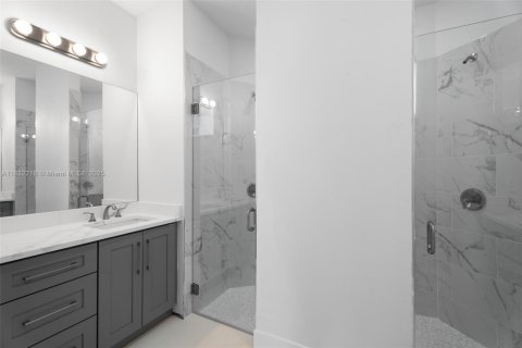 House in Port St. Lucie, Florida 3 bedrooms № 1809265 - photo 22