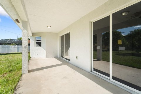 House in Port St. Lucie, Florida 3 bedrooms № 1809265 - photo 26
