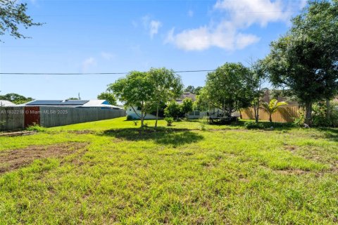 House in Port St. Lucie, Florida 3 bedrooms № 1809265 - photo 27