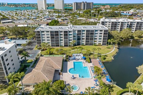 Condo in South Pasadena, Florida, 2 bedrooms  № 2376820