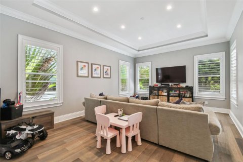 Casa en alquiler en Tampa, Florida, 5 dormitorios, 521.65 m2 № 1820771 - foto 28