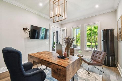 Casa en alquiler en Tampa, Florida, 5 dormitorios, 521.65 m2 № 1820771 - foto 11