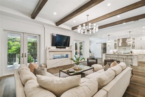 Casa en alquiler en Tampa, Florida, 5 dormitorios, 521.65 m2 № 1820771 - foto 25