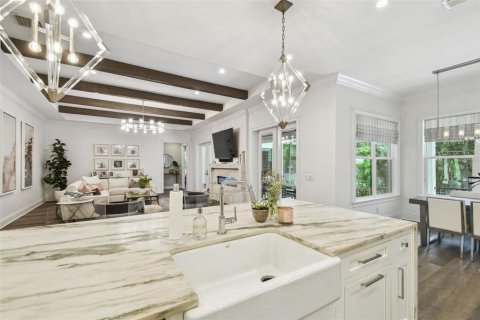 Casa en alquiler en Tampa, Florida, 5 dormitorios, 521.65 m2 № 1820771 - foto 16