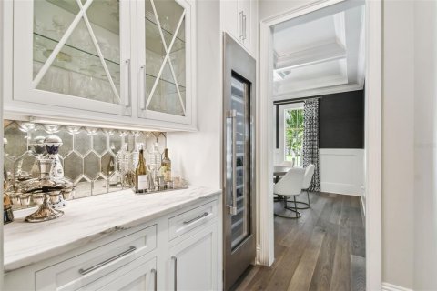 Casa en alquiler en Tampa, Florida, 5 dormitorios, 521.65 m2 № 1820771 - foto 21
